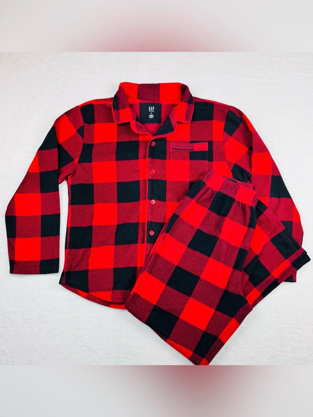 GAP Kids 2 piece buffalo check pajama set. Very soft, cozy fleece. Youth size 12